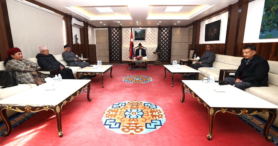 बिदामा बसेर कार्यवाहक तोक्न प्रधानन्याधीशलाई सत्ता गठबन्धनको सुझाव